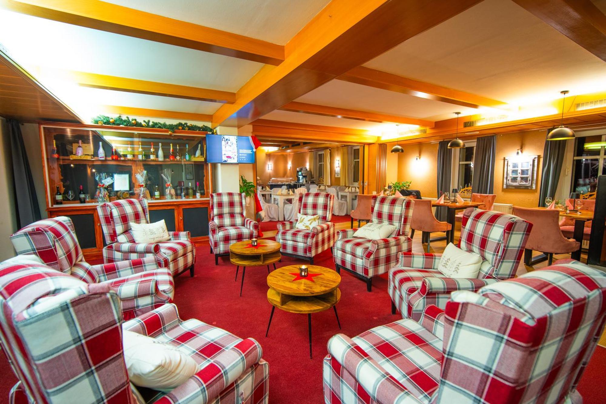 Berghotel Drei Brueder Hoehe Marienberg Extérieur photo